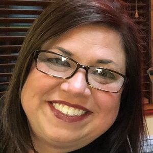 Meet your Posher, Emilie